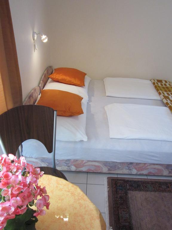 Suele Apartments & Rooms Balatonfüred Rum bild